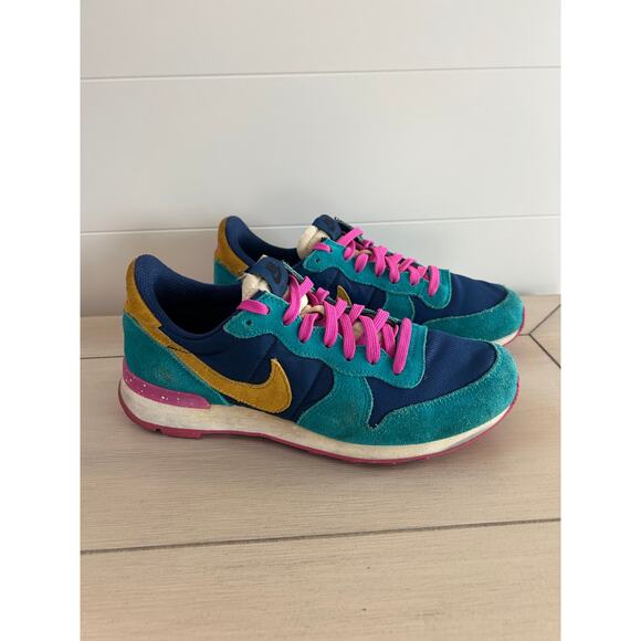 Nike Shoes - Rare Nike Internationalist Womens Size 9 Nike ID Custom Colors Casual Colorblock
